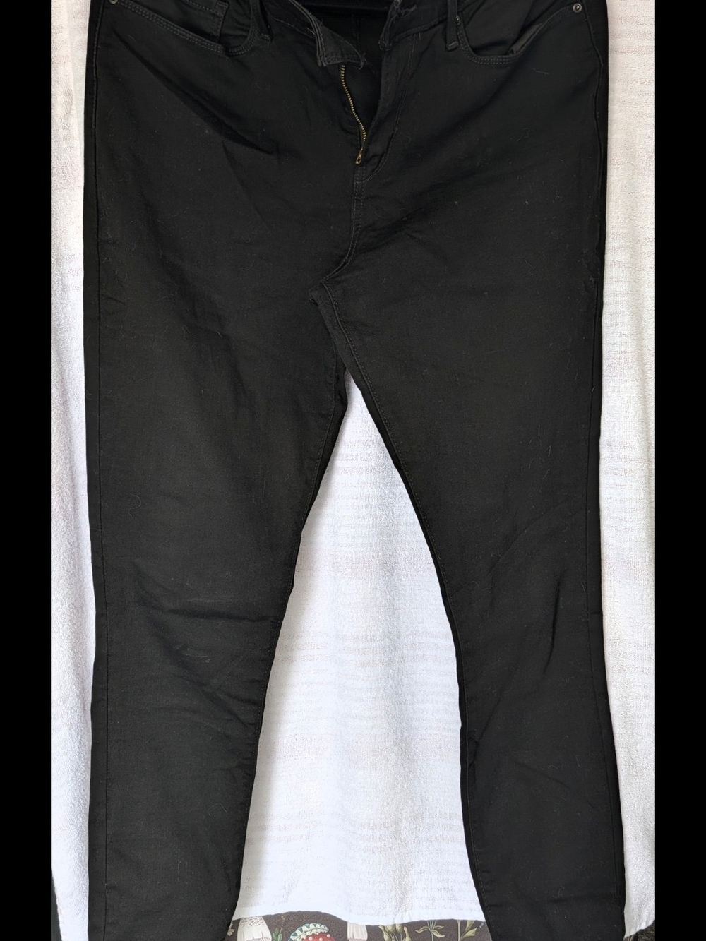 Signature by Levi Strauss Black Mid-Rise Skinny Jeans